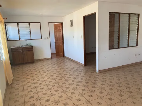 Apartamento en alquiler en Quepos, Puntarenas – Apartamento en Boca Vieja Quepos con Abanico Semiamueblado