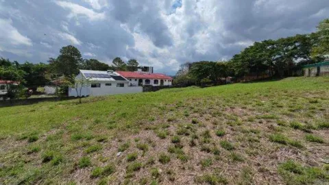 Lote en venta en Escazú, San José – 2 Lotes en San Rafael de Escazú, Cerca de Multiplaza