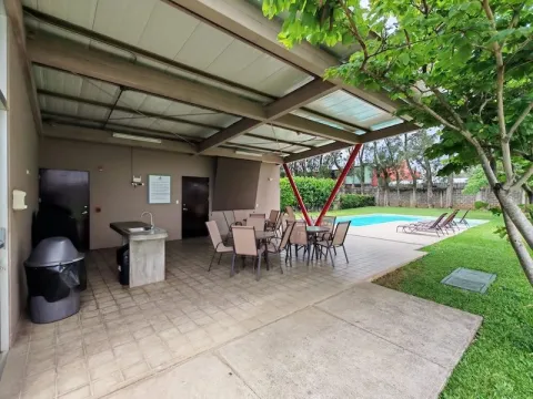 Casa en venta en Ulloa, Heredia, Heredia – foto 2