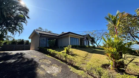 Casa en venta en Grecia, Alajuela – Casa en Grecia, Alajuela