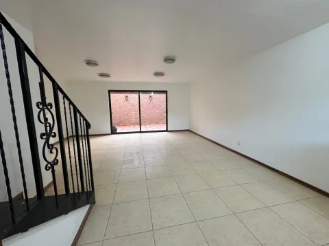 Casa en alquiler en Santa Ana, San José – foto 3