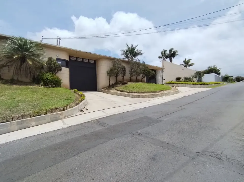 Casa en venta en Santo Domingo, Heredia – Casa en Santo Domingo, Heredia