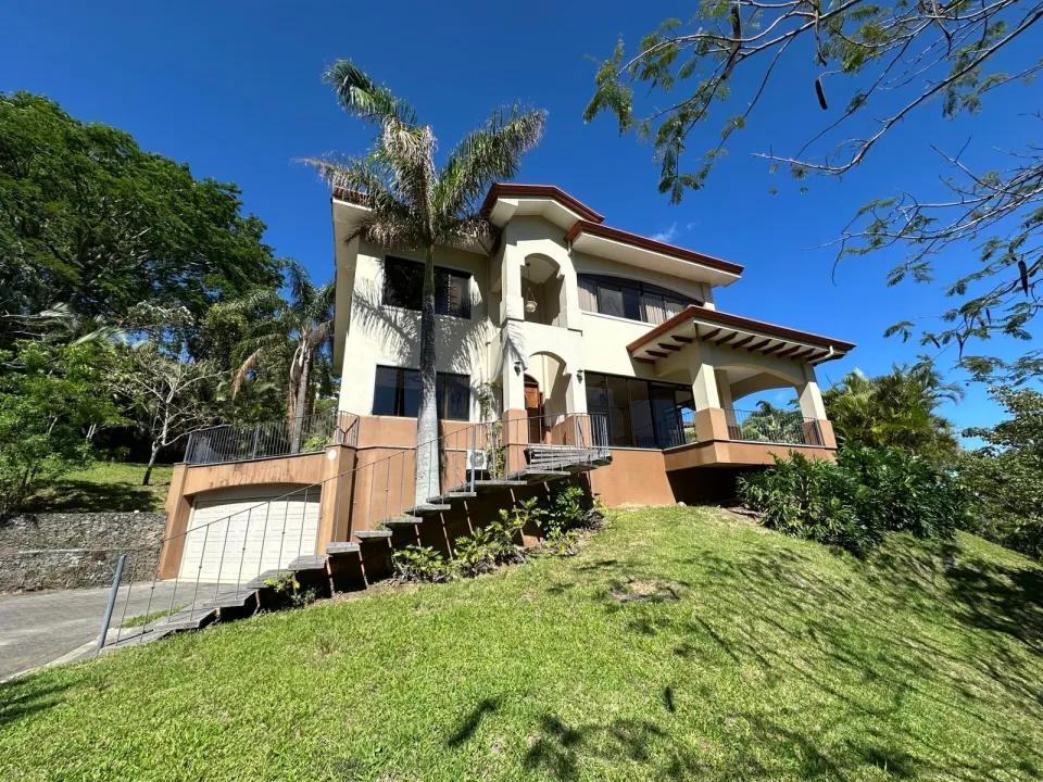 Casa en venta en Mora, San José – Casa en Condominio Cerro Colon, Ciudad Colon