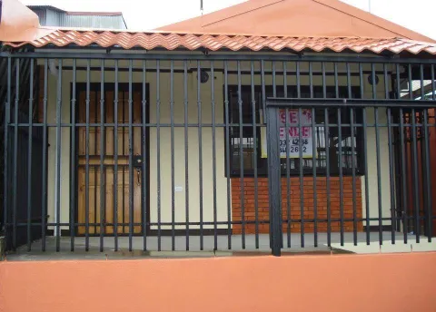 Casa en venta en Vázquez de Coronado, San José – Casa y apartamento en Coronado, cerca de El Trapiche