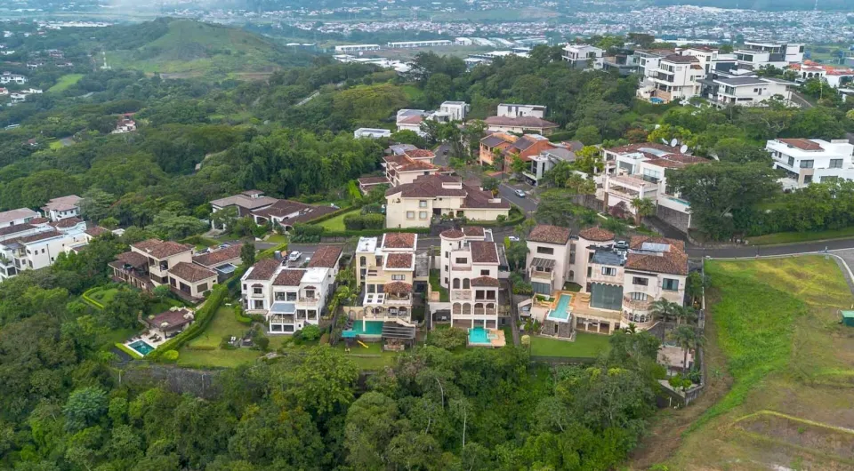 Casa en venta en Santa Ana, San José – foto 40