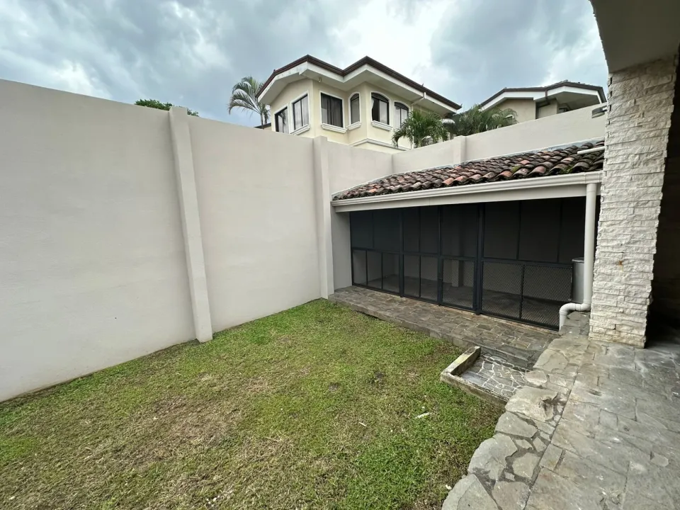 Casa en venta en Belén, Heredia – foto 31