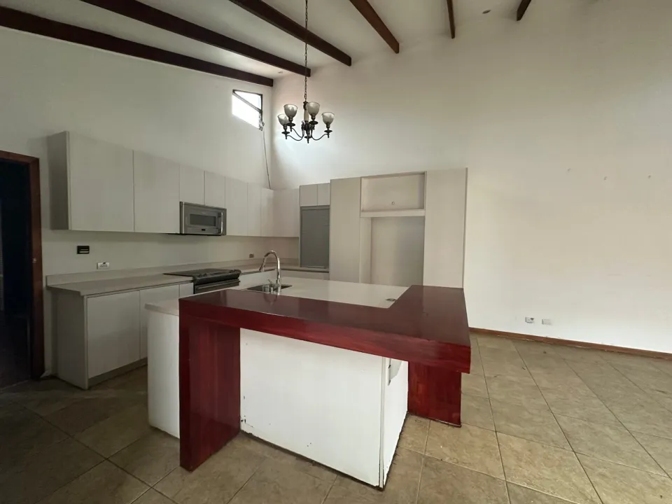 Casa en venta en Belén, Heredia – foto 11