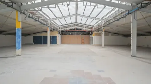 Bodega en venta en Ulloa, Heredia, Heredia – Amplios Locales en Cariari Corporate Center, Heredia