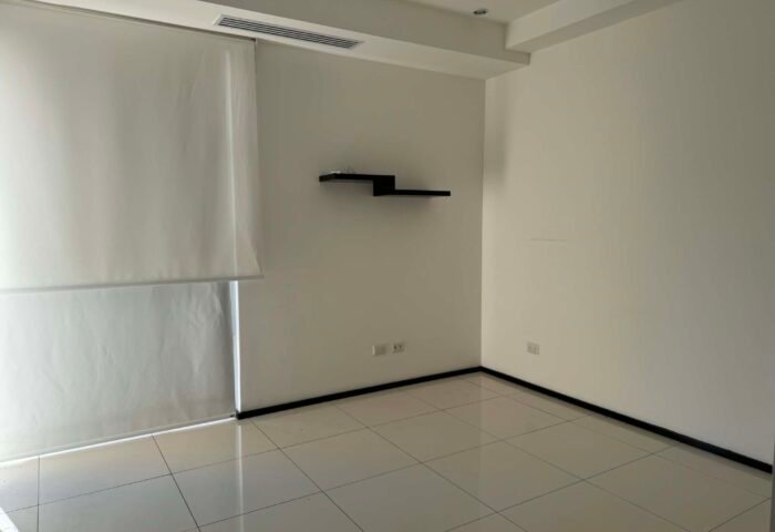 6f4eea1d-d70f-4001-8a9d-8c30f84668de