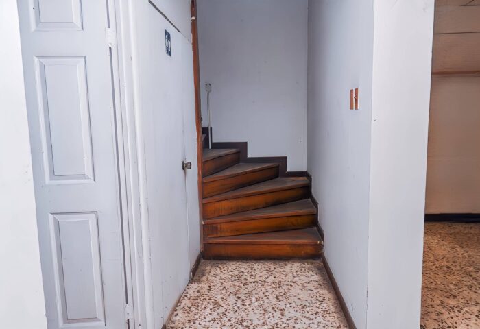 Edificio-2-niveles-ubicado-en-San-Juan-de-Tibas-16