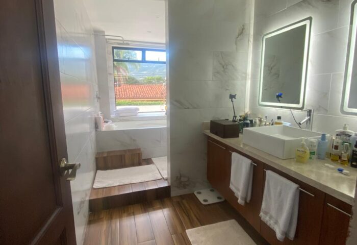 WhatsApp Image 2025-12-10 at 2.56.15 PM (4)